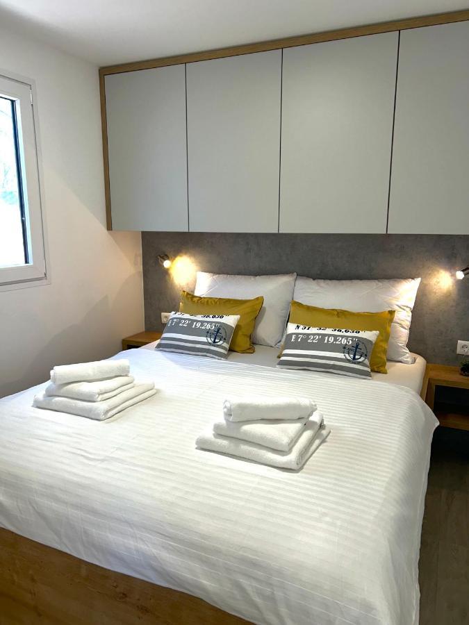 Fjaka Luxury Mobile Home - Oaza Mira Camping Croatia Drage Εξωτερικό φωτογραφία