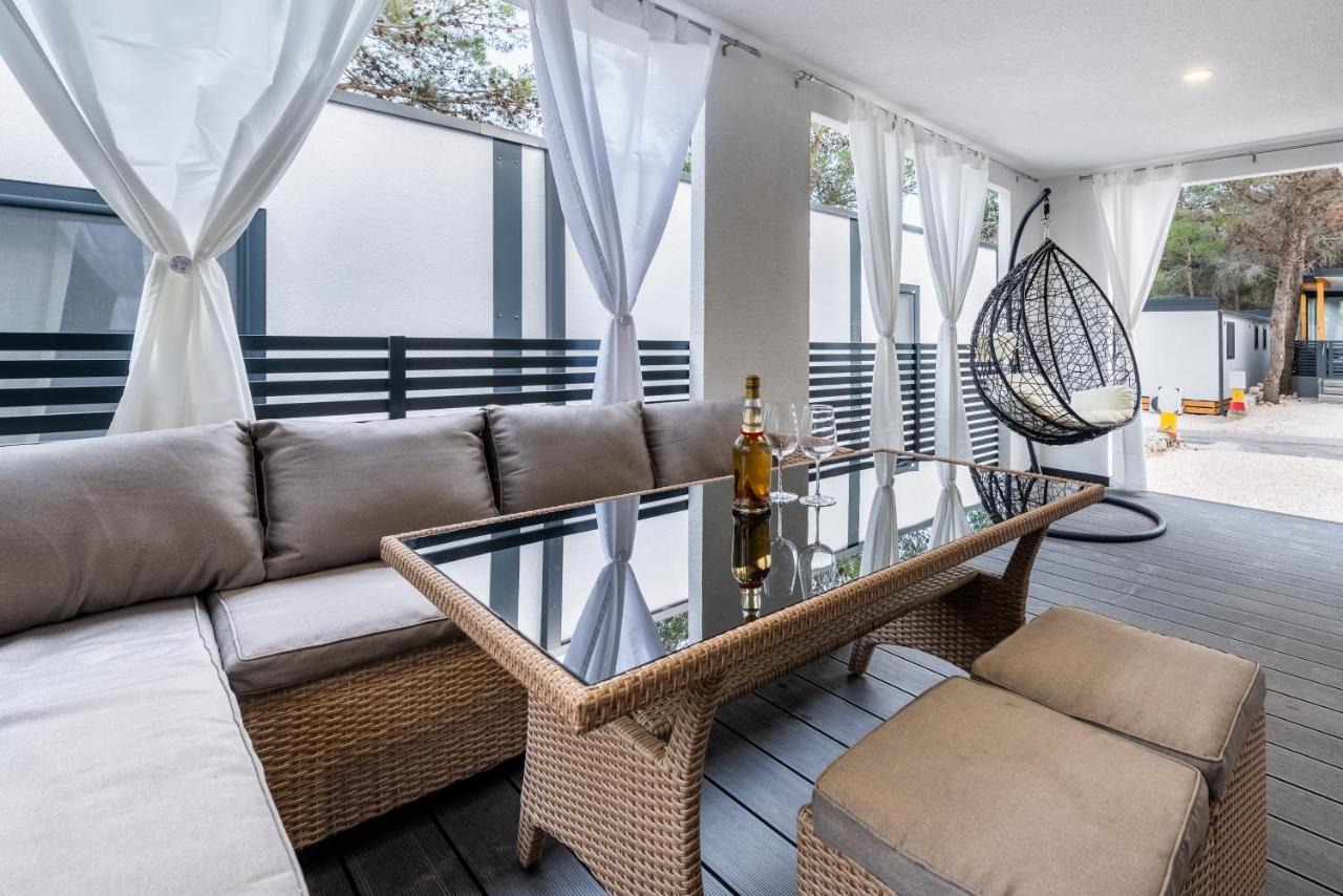 Fjaka Luxury Mobile Home - Oaza Mira Camping Croatia Drage Εξωτερικό φωτογραφία