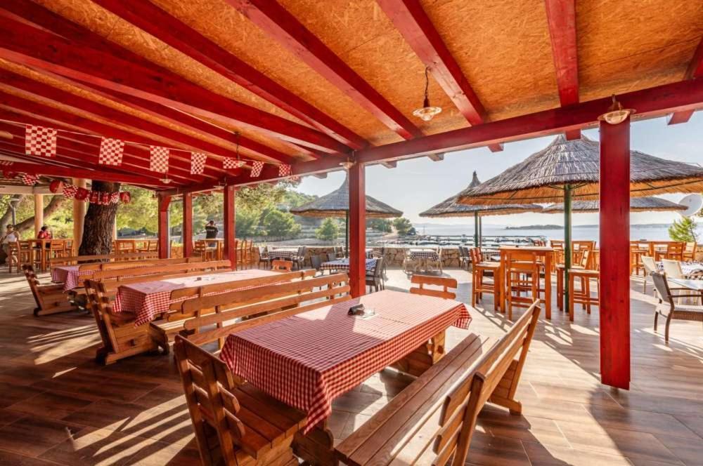 Fjaka Luxury Mobile Home - Oaza Mira Camping Croatia Drage Εξωτερικό φωτογραφία